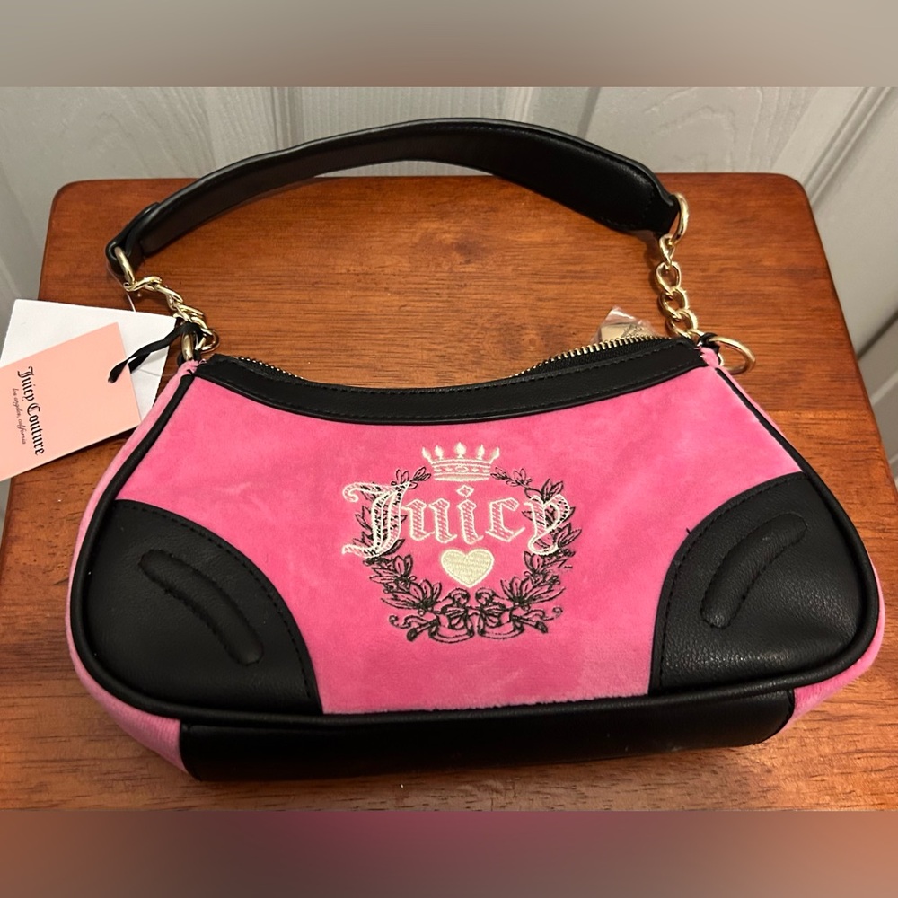 Brand New Pink and Black Juicy Couture Hand Bag.